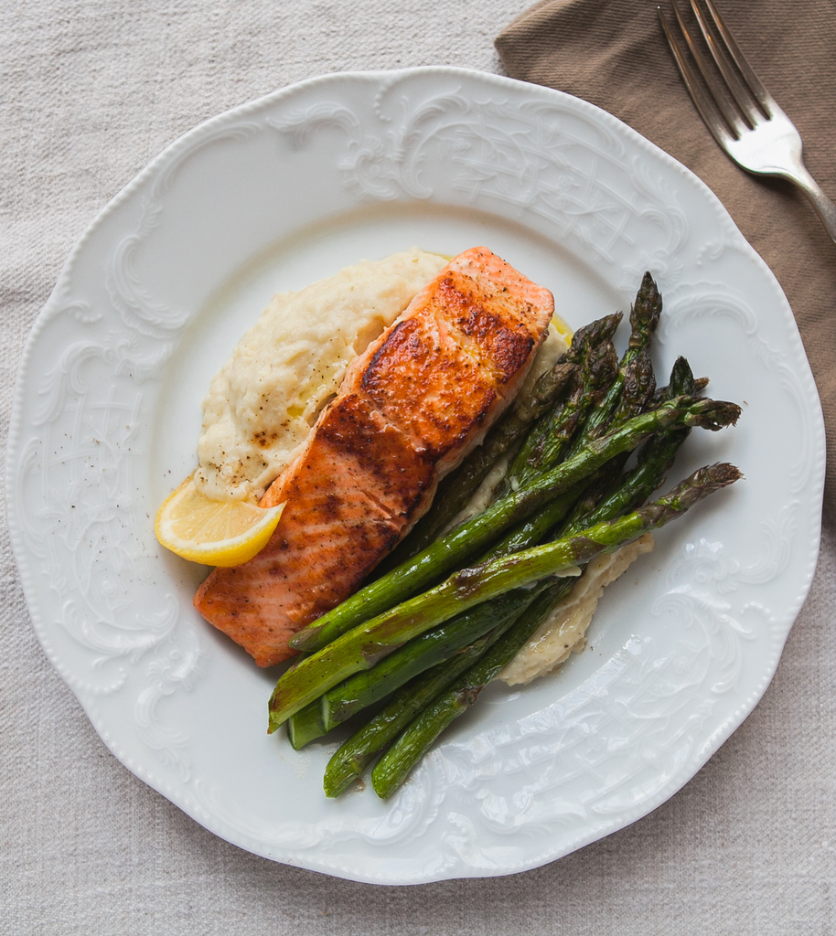 Seared Salmon with Roasted Garlic Parsnip Puree and Asparagus